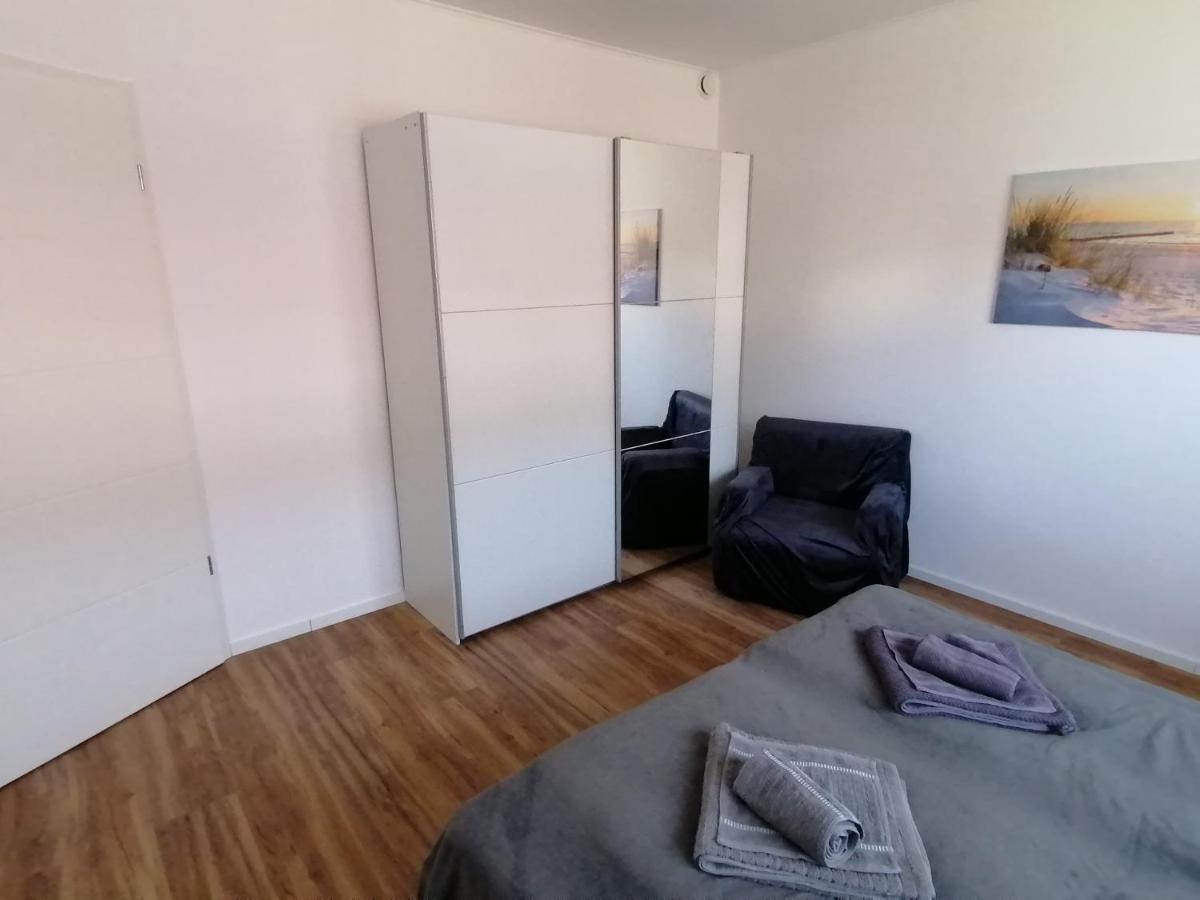 85 Qm Wohnung Pauluste Mit Terasse Und Garten Rostock Eksteriør bilde